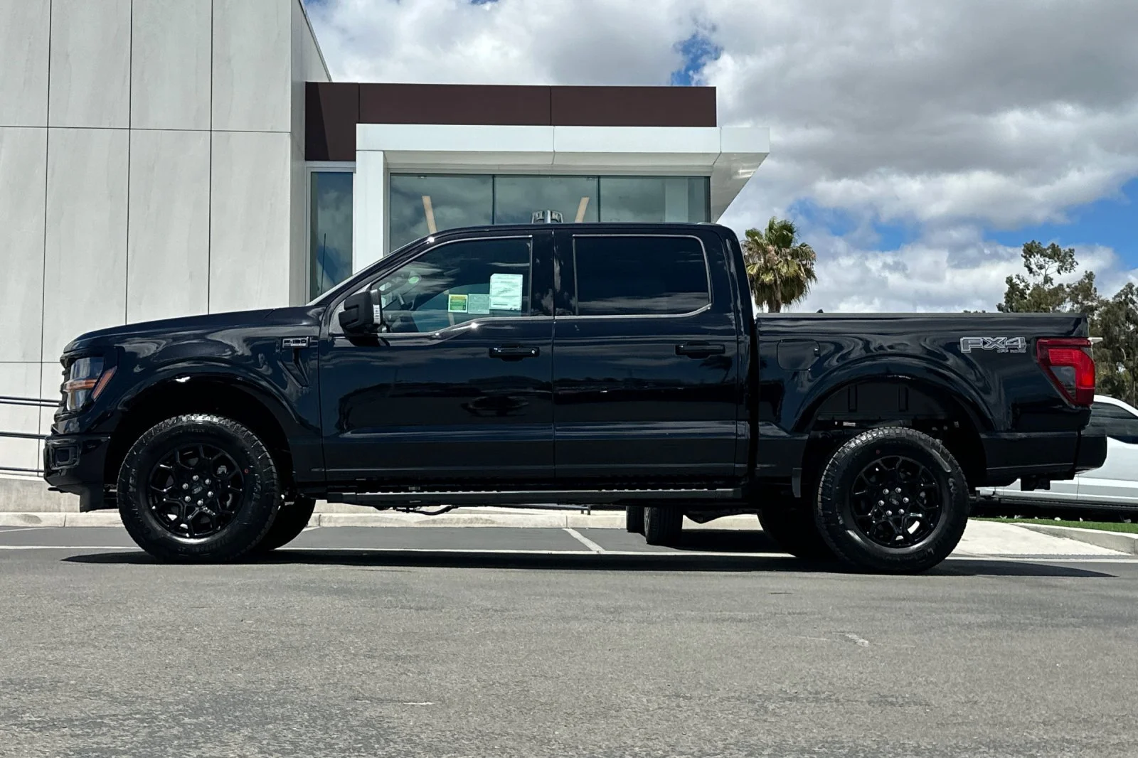 2026 Ford F-150 XLT - Photo 6