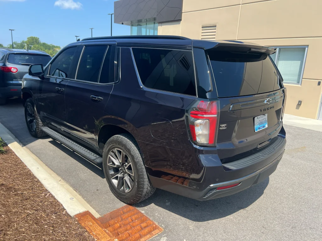 Used 2022 Midnight Blue Metallic Chevrolet Z71 image 4