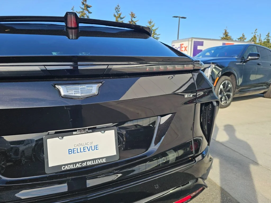 2027 Cadillac LYRIQ Sport - Photo 17