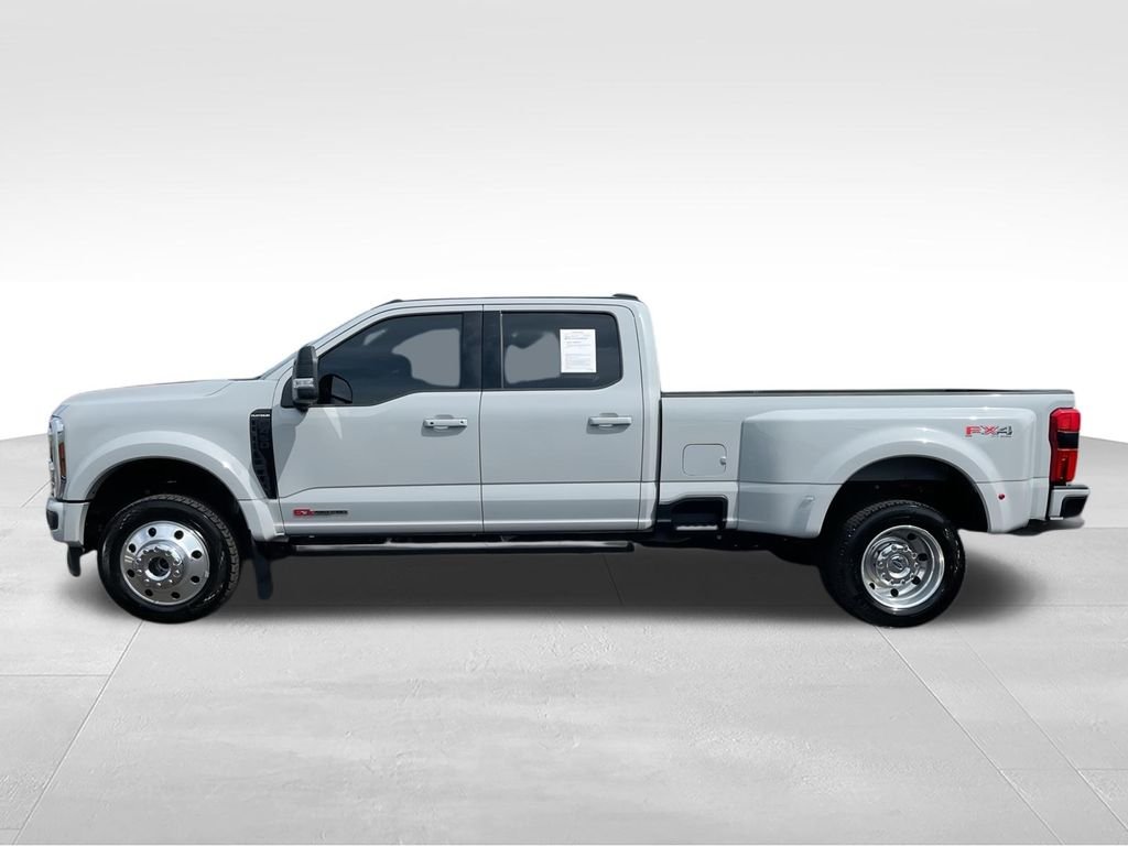 Used 2025 White Ford Platinum image 5