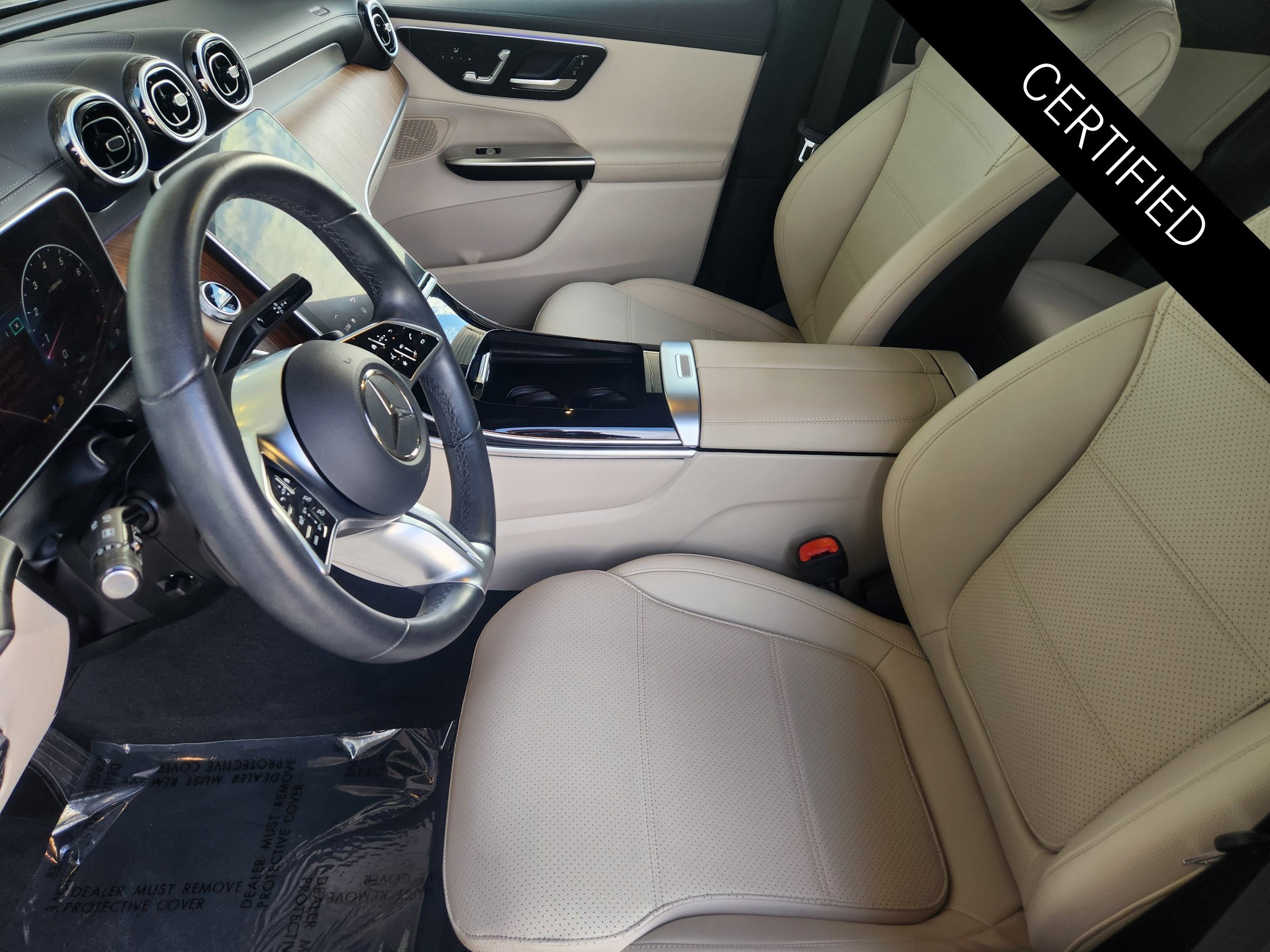 Certified Used 2024 Black Mercedes-Benz GLC 300 image 14