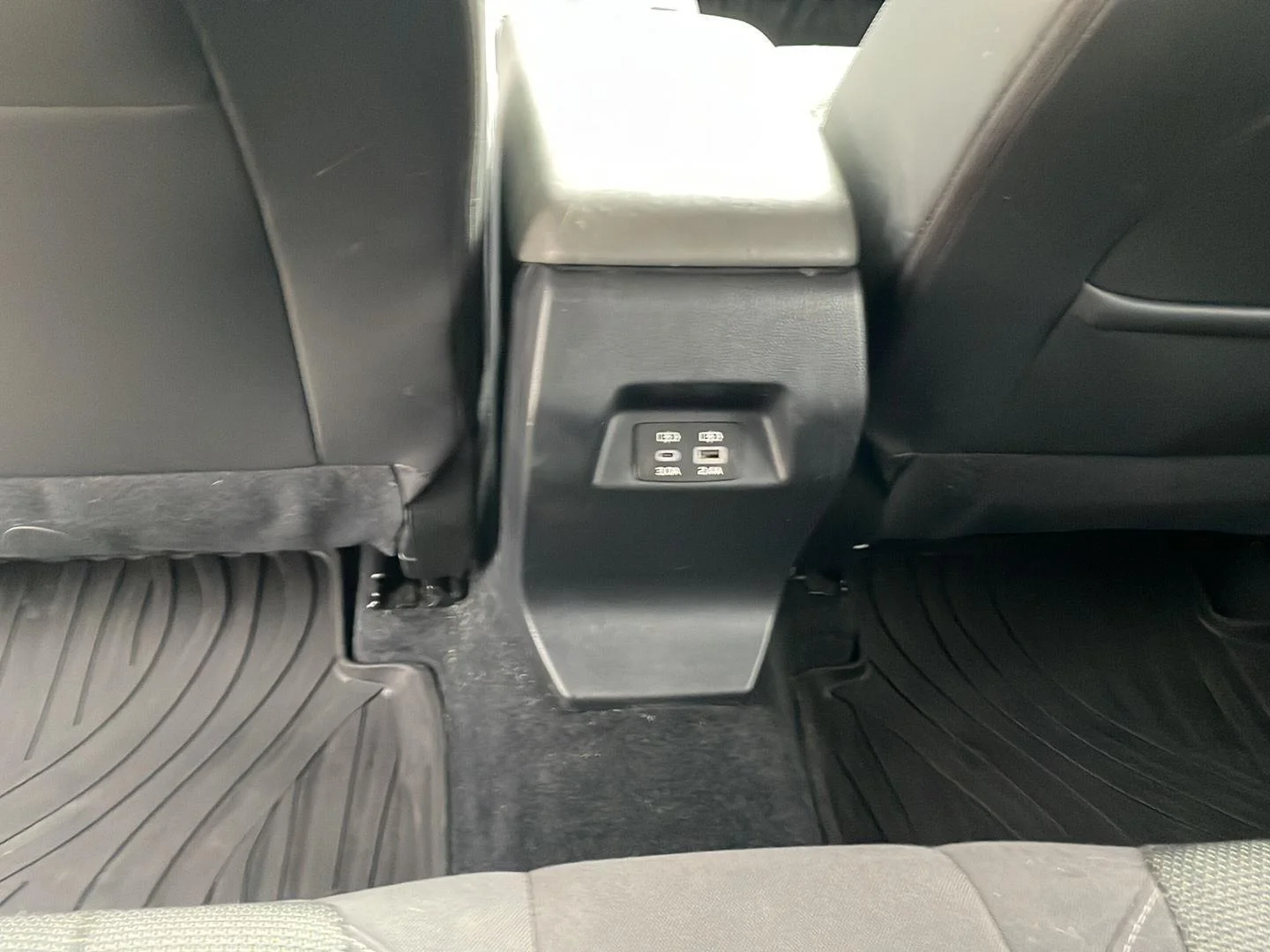 Used 2024 Magnetite Gray Metallic Subaru Premium image 21