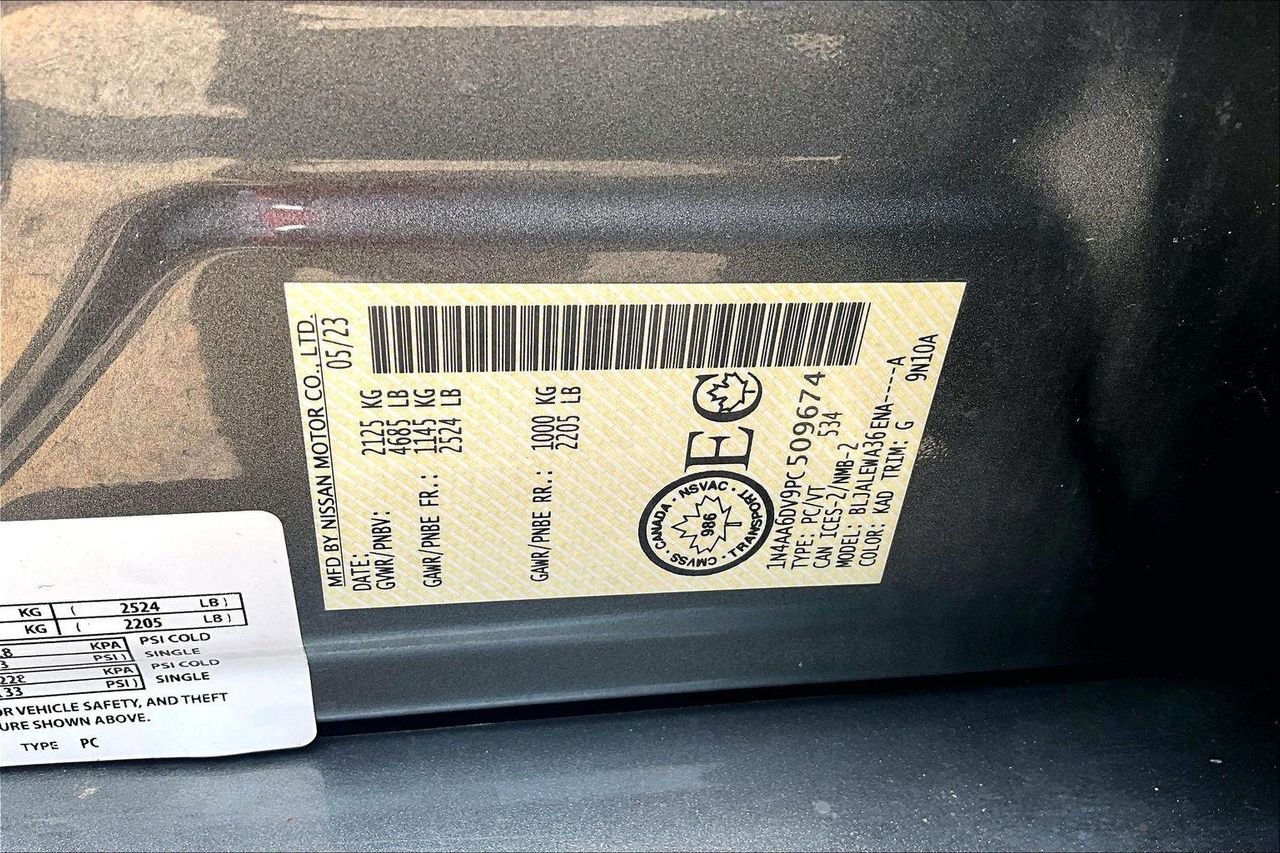 Used 2023 Gun Metallic Nissan SL image 21