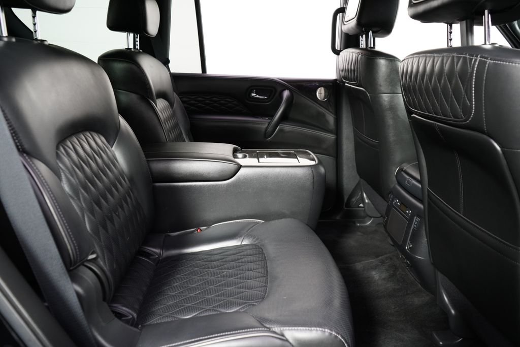 Used 2022 Black Obsidian INFINITI Sensory image 18