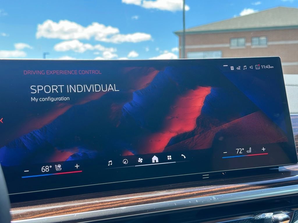 New 2026 Skyscraper Grey Metallic BMW xDrive40i image 39