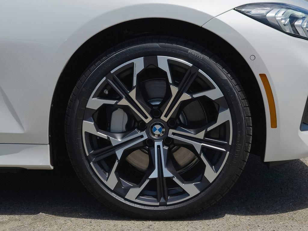 New 2026 Mineral White Metallic BMW 330i image 5