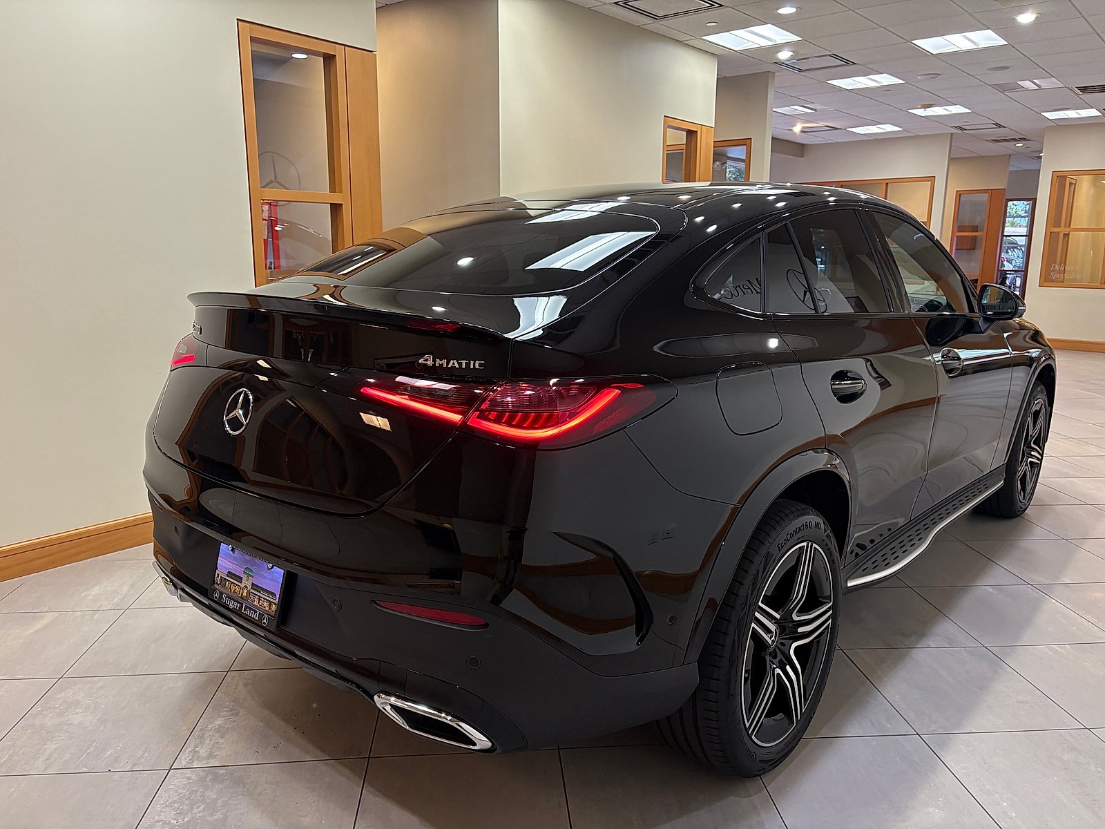 New 2027 Black Mercedes-Benz GLC 300 image 5