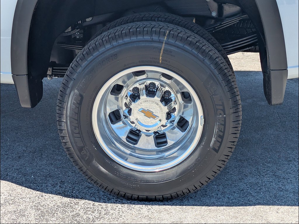 2026 Chevrolet Silverado 3500 HD High Country - Photo 10