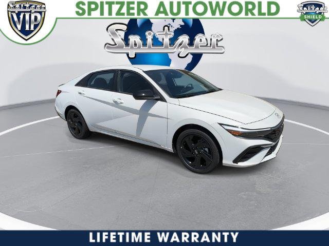 New 2026 White Hyundai SEL Sport image 3