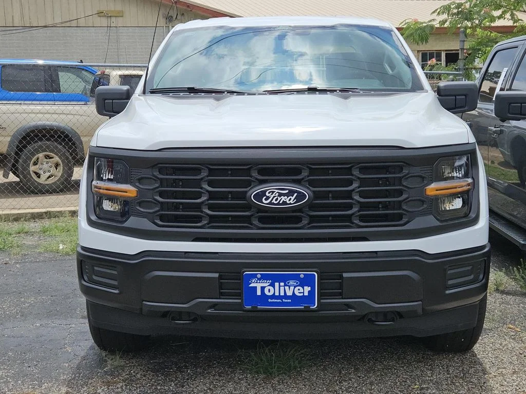 New 2026 Oxford White Ford XL image 2