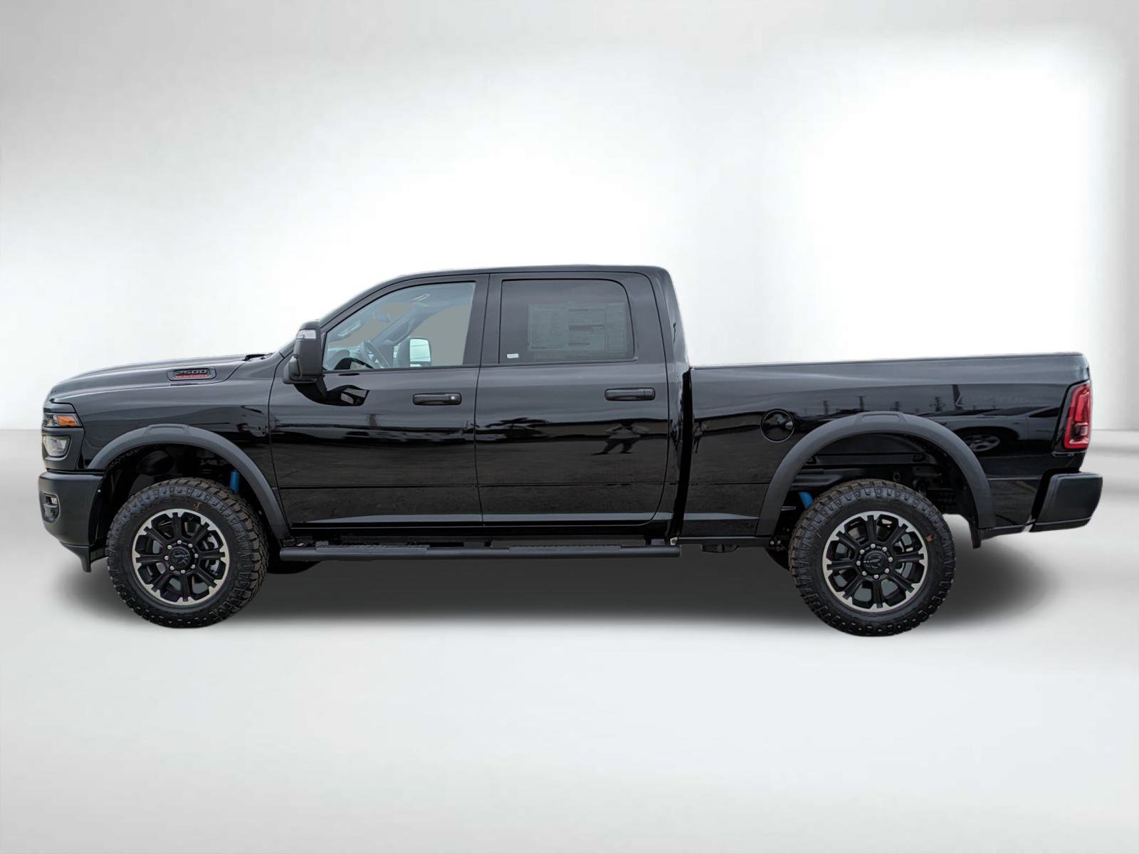 New 2026 Diamond Black Crystal Pearl-Coat Exterior Paint RAM Tradesman image 7