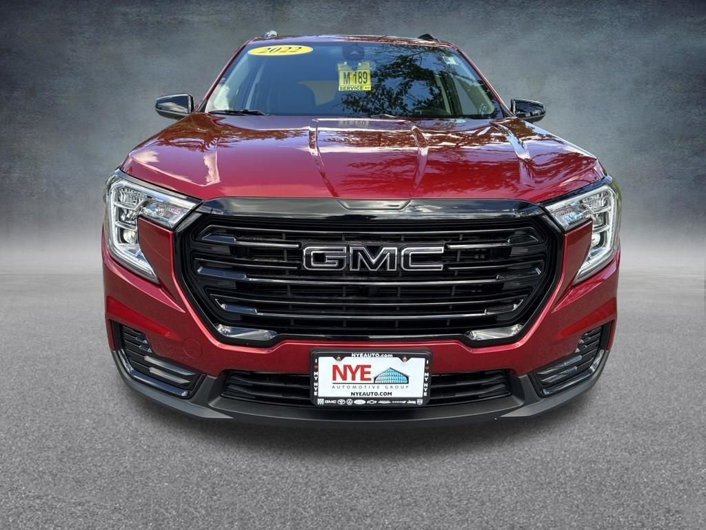 Used 2022 Red GMC SLE image 9