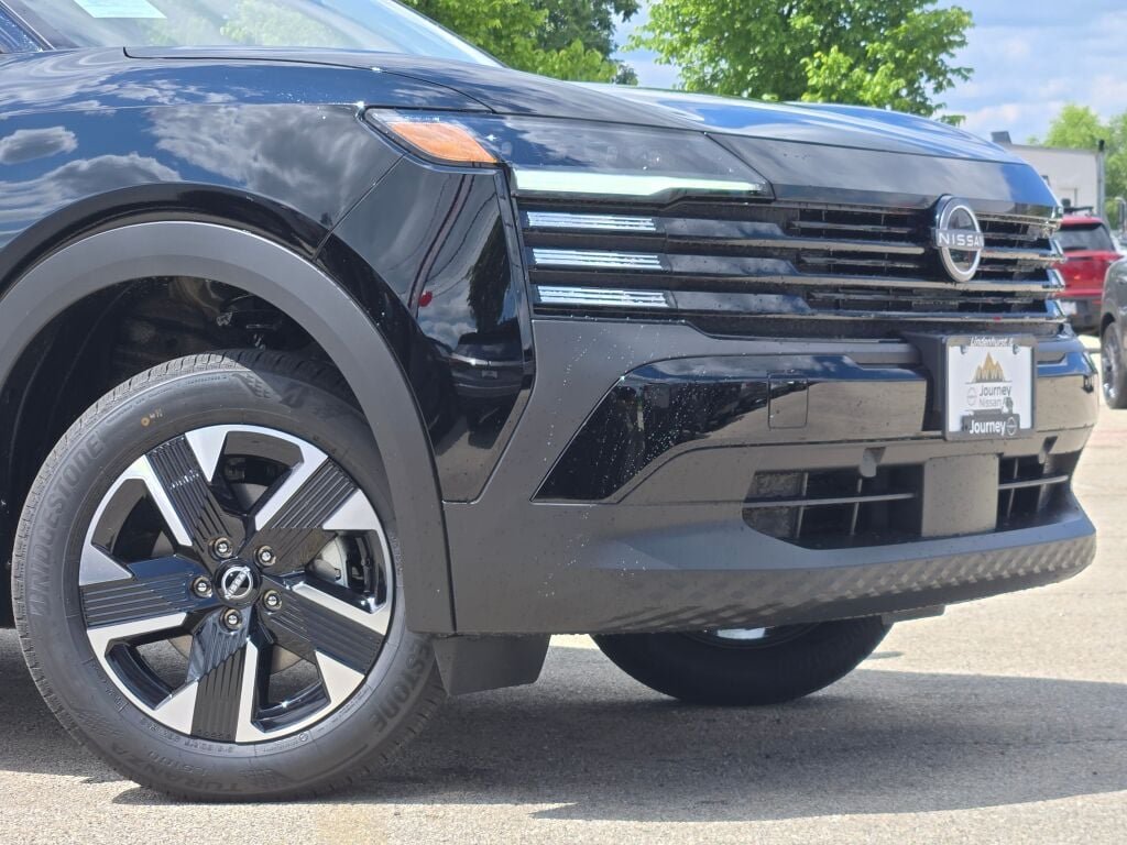 New 2026 Super Black Nissan SV image 2