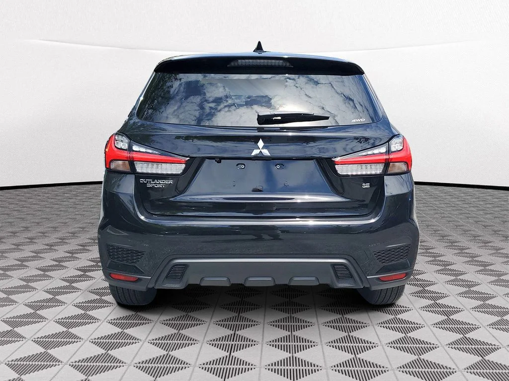 New 2026 Black Mitsubishi 2.0 SE image 5