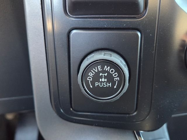 New 2026 Oxford White Ford XLT image 51