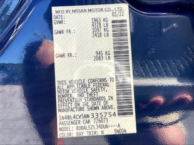 Used 2022 Blue Nissan 2.5 SR image 19