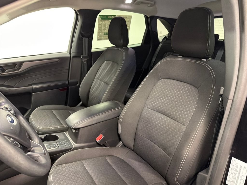 Used 2025 Black Ford Active image 21