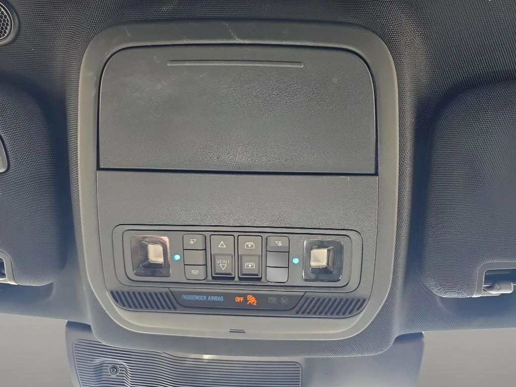 Used 2023 White Ford King Ranch image 27