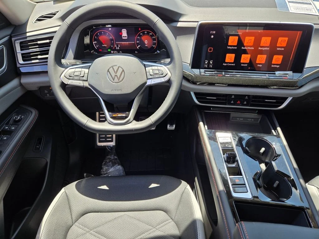 New 2026 White Volkswagen 2.0T Peak Edition image 10