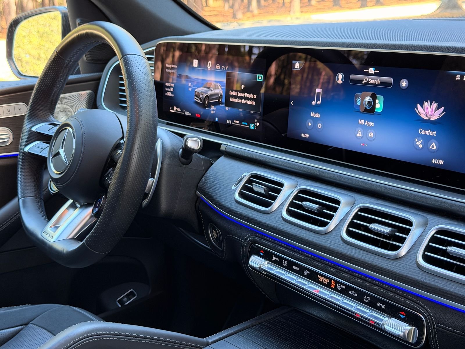 Certified Used 2024 Twilight Blue Metallic Mercedes-Benz GLE 53 AMG® image 19
