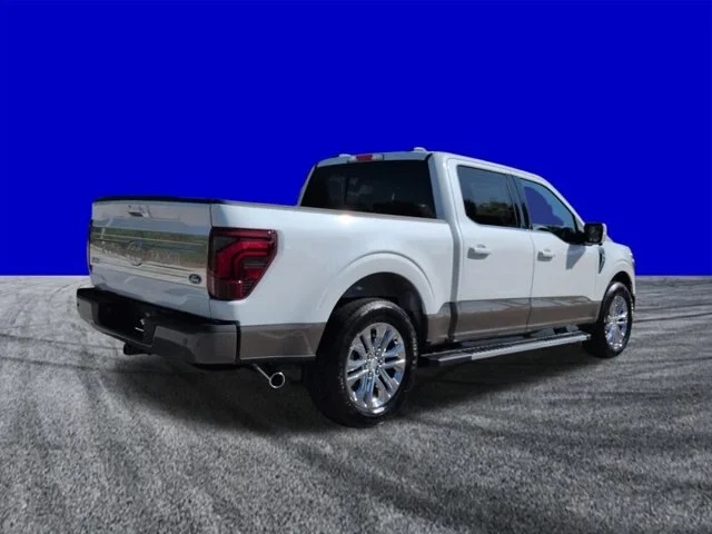 New 2026 Star White Metallic Tri-Coat Ford King Ranch® image 4