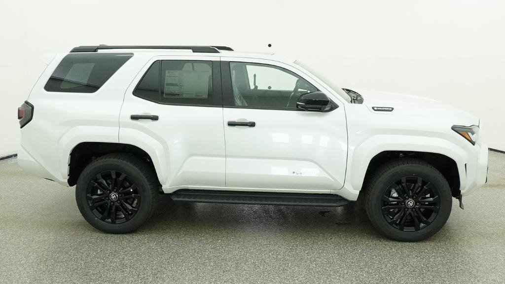 New 2026 Wind Chill Pearl Toyota Platinum image 10