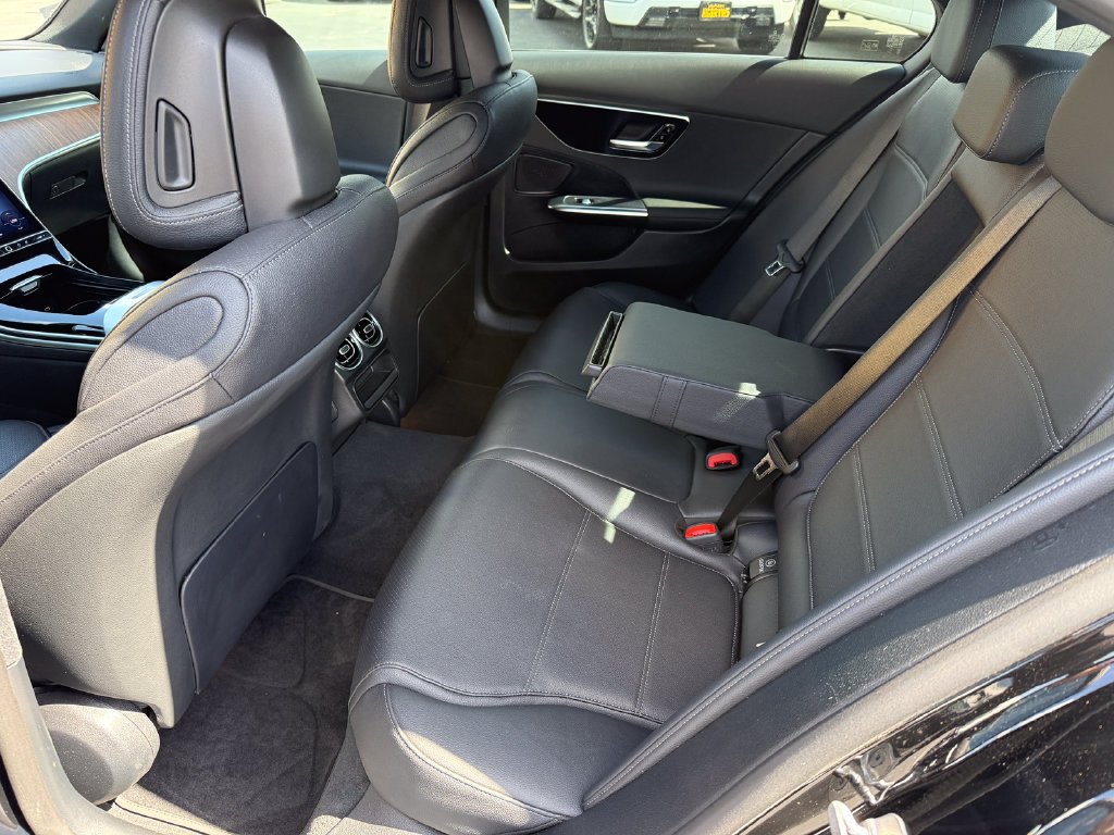 Used 2025 Black Mercedes-Benz C 300 image 18