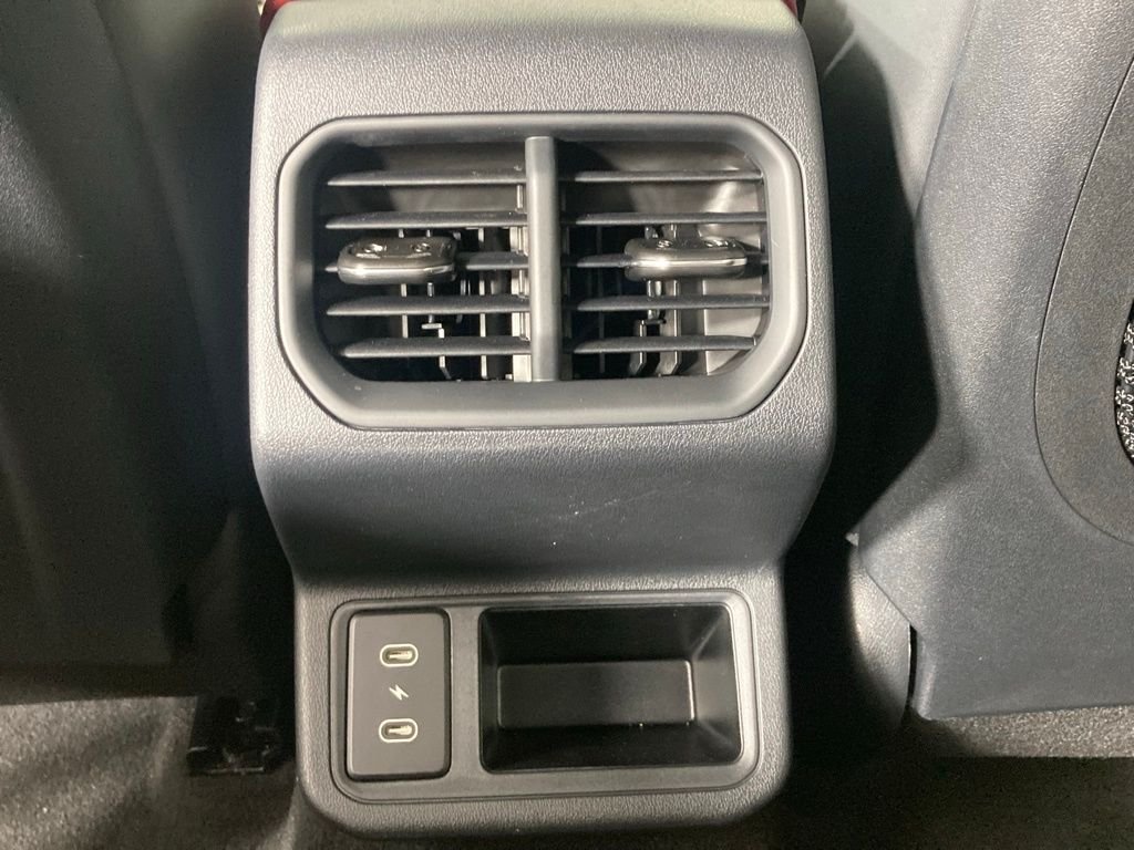 2025 Kia K4 GT-Line Turbo - Photo 15