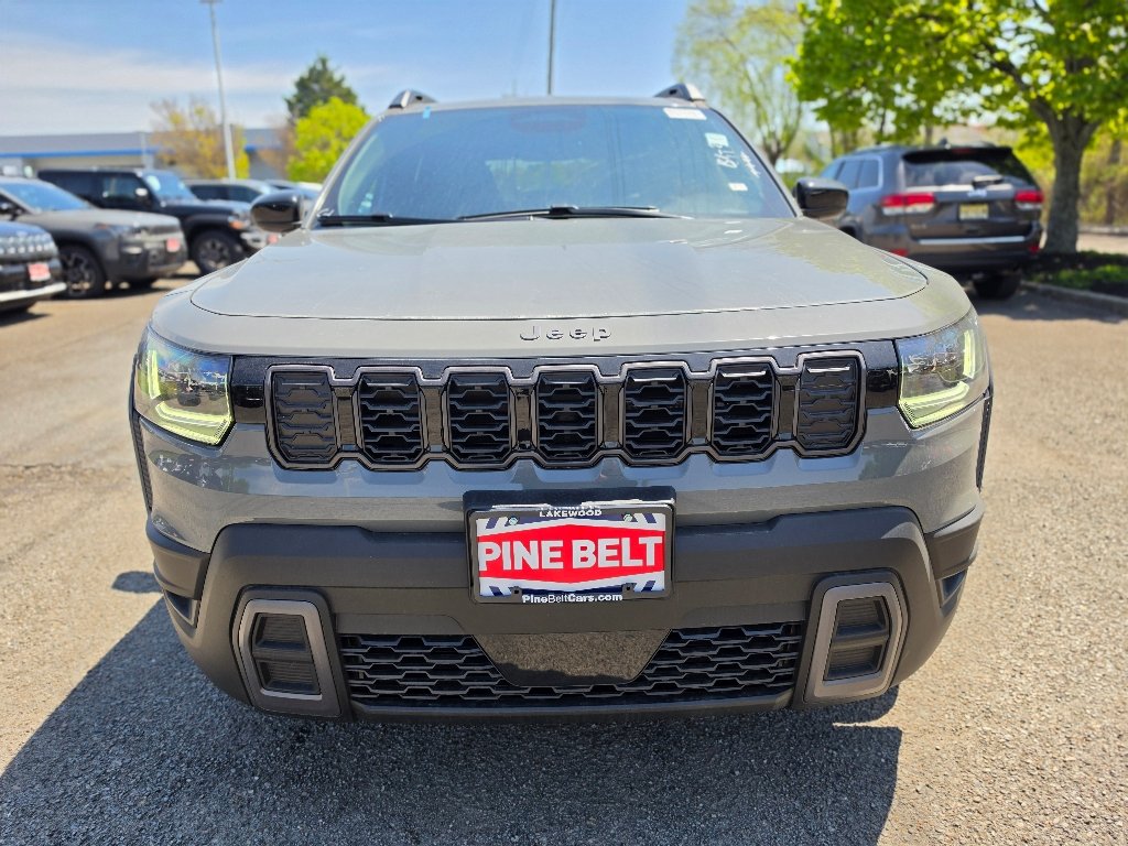 New 2026 Sting-Gray Clear-Coat Exterior Paint Jeep Laredo image 7