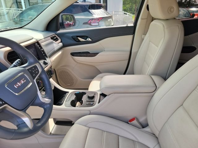 Used 2023 Silver GMC Denali image 14