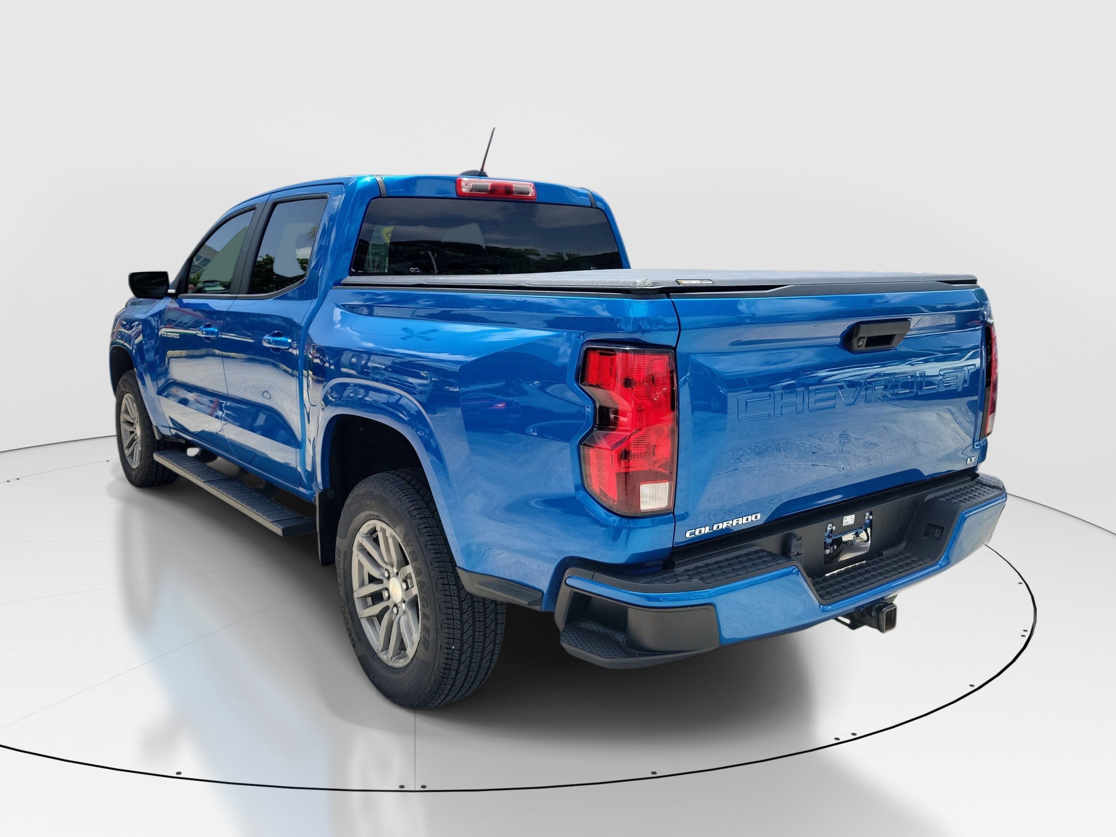 Used 2023 Glacier Blue Metallic Chevrolet 2WD LT image 4