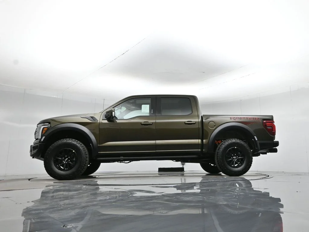 New 2026 Shelter Green Ford Raptor image 7
