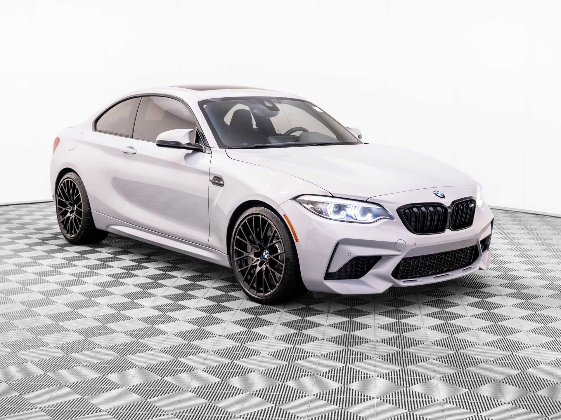 Used 2020 Silver BMW Competition image 9