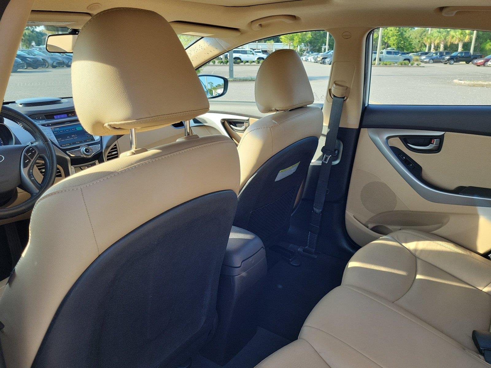 Used 2013 Shimmering White Hyundai Limited image 12