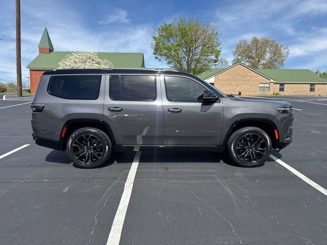 New 2026 Baltic-Gray Metallic Clear-Coat Exterior Paint Jeep Summit Obsidian image 8