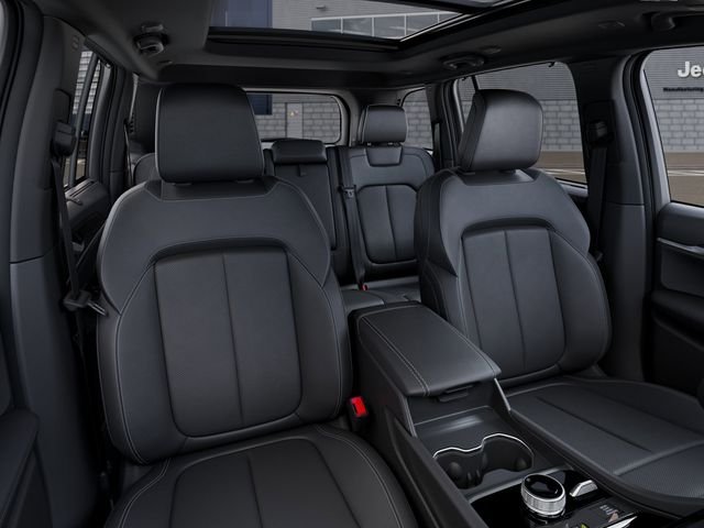 2025 Jeep Grand Cherokee Limited - Photo 16