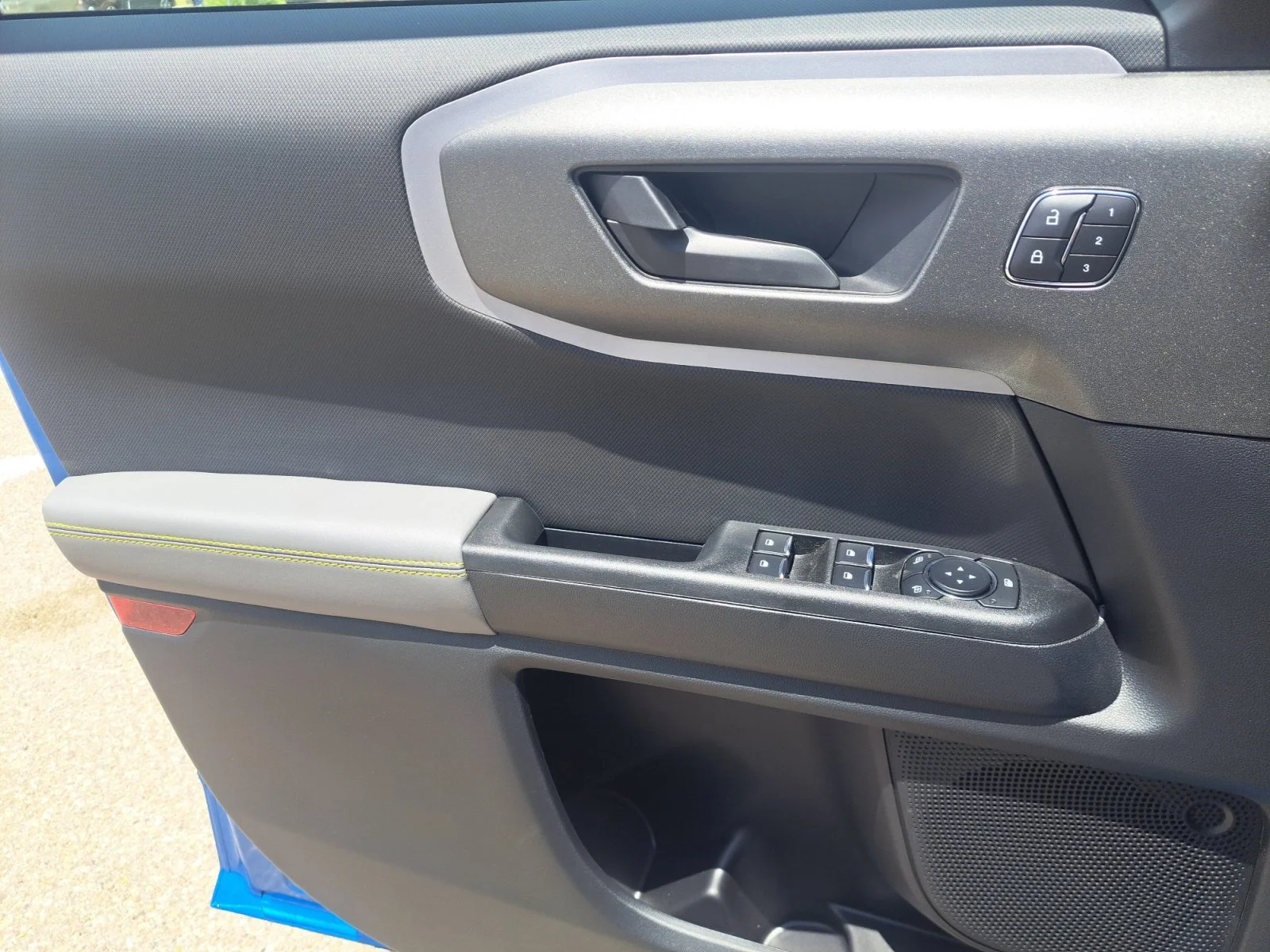 New 2026 Velocity Blue Metallic Ford Badlands image 27