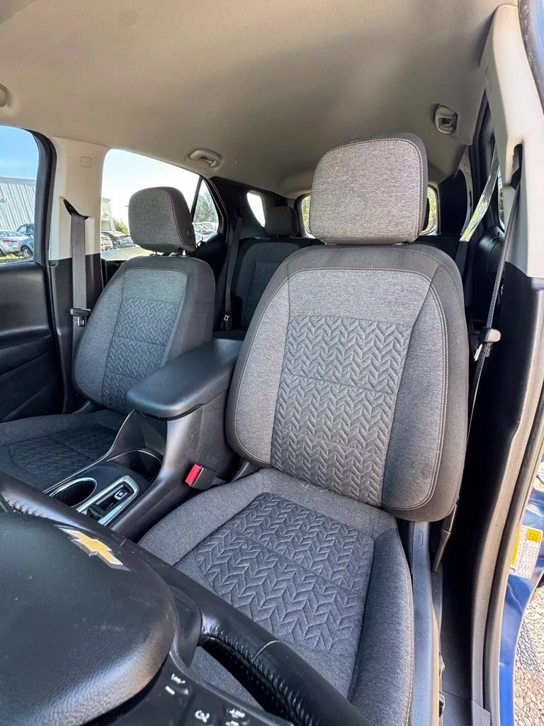 Used 2022 Blue Glow Metallic Chevrolet LT image 33