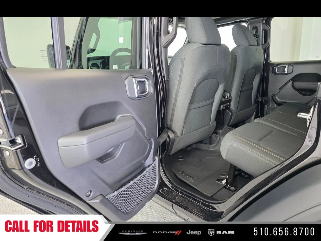 New 2025 Black Clear-Coat Exterior Paint Jeep Sport S image 14