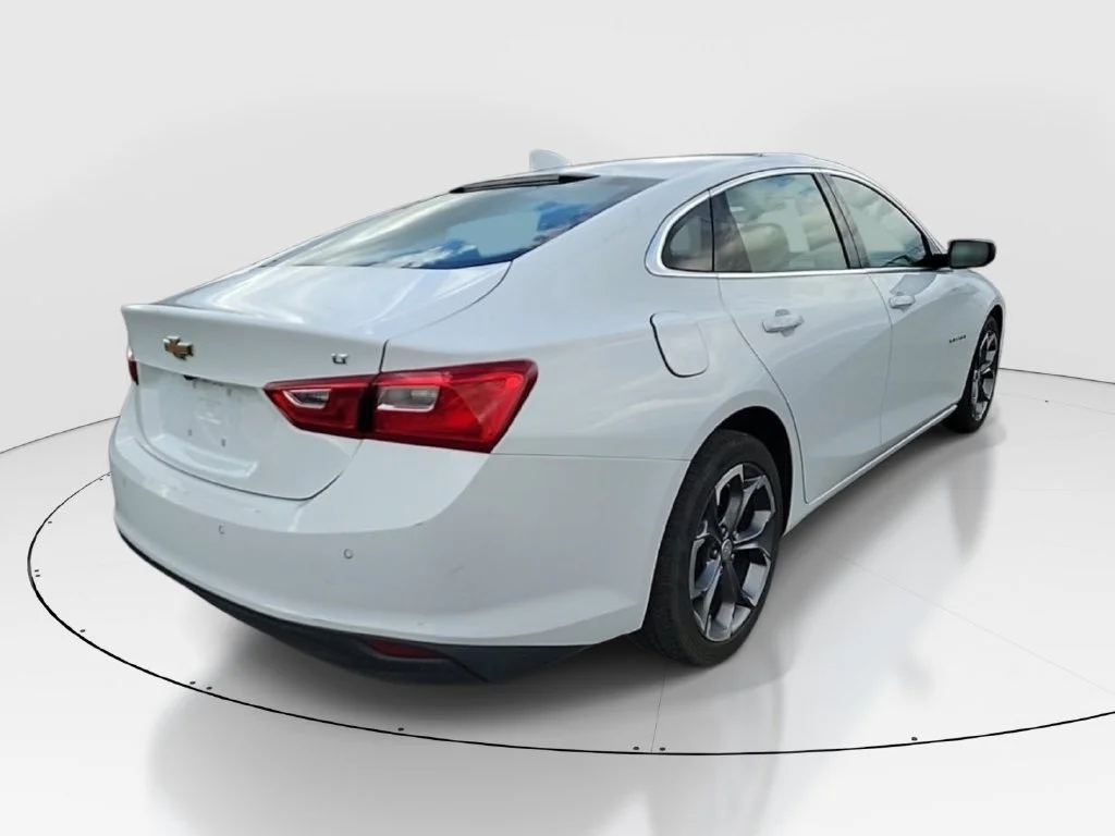 Used 2024 White Chevrolet LT image 6