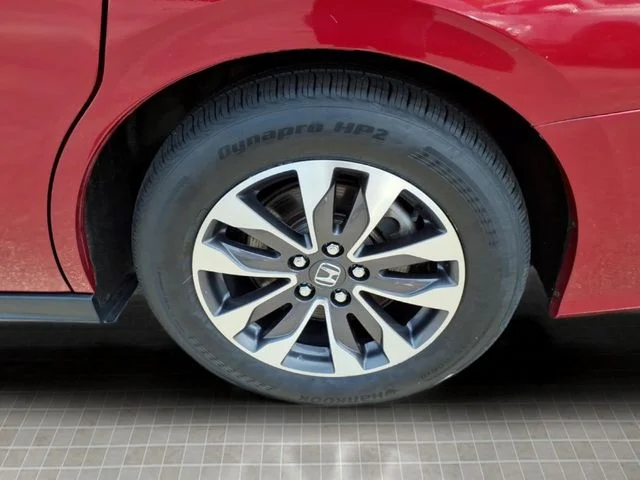 Used 2022 Red Honda EX-L image 5