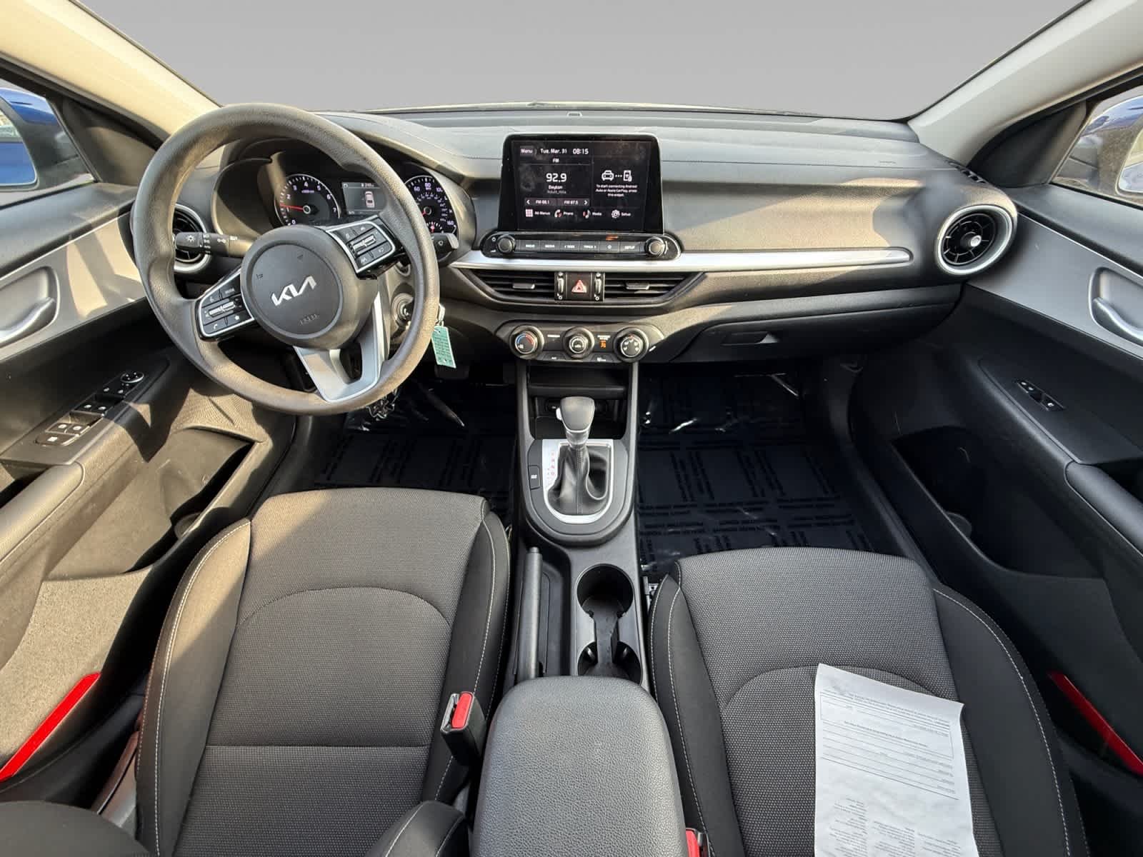 2024 Kia Forte LXS - Photo 10