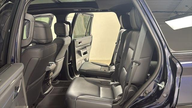 Certified Used 2025 BLUEPRINT Toyota Platinum image 15