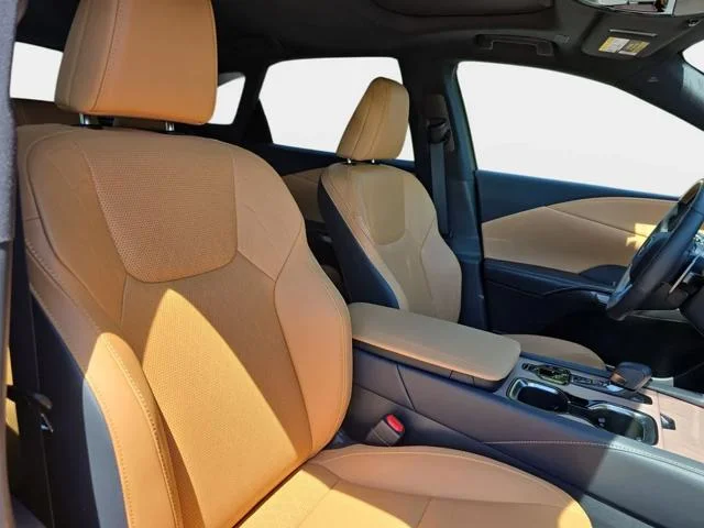 Certified Used 2025 CLOUDBURST GRAY Lexus PREMIUM PLUS image 43