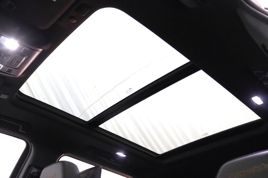 2022 Chevrolet Suburban High Country - Photo 43