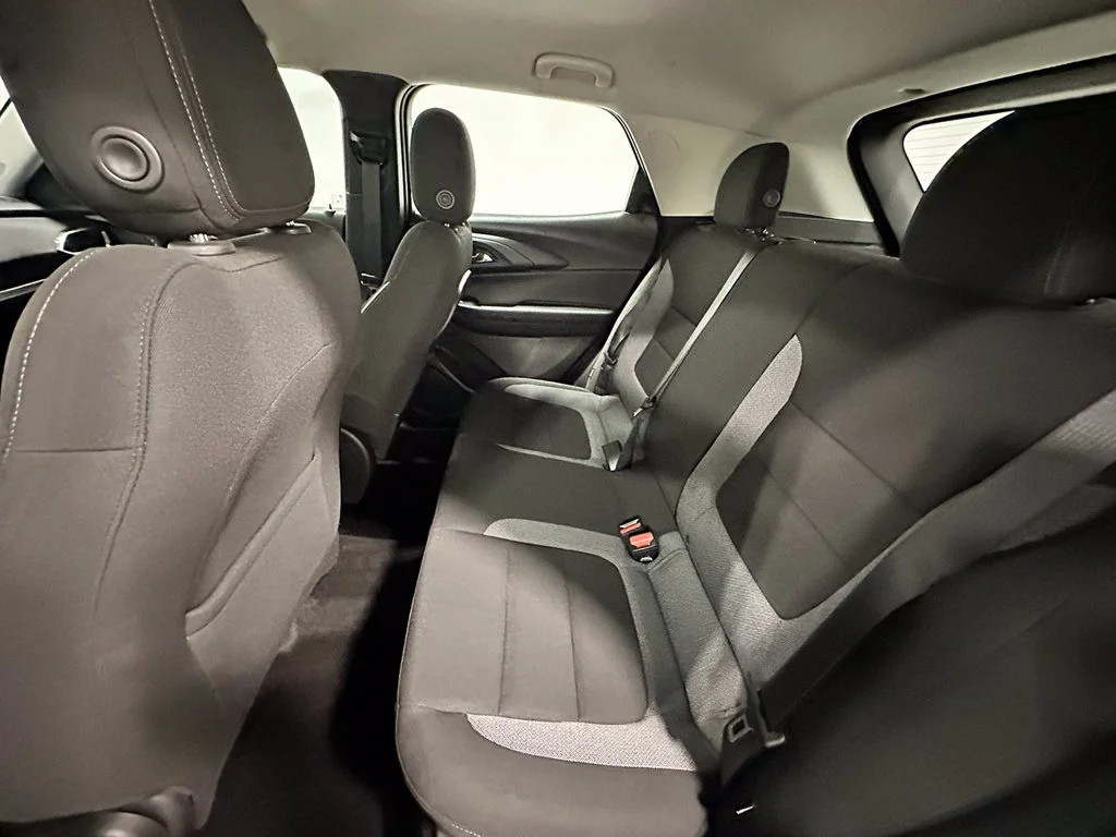 Used 2023 SUMMIT WHITE Chevrolet LS image 16