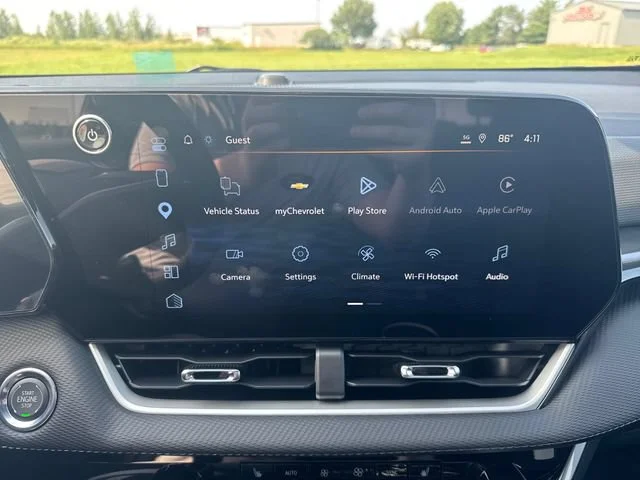 2027 Chevrolet Equinox LT - Photo 20