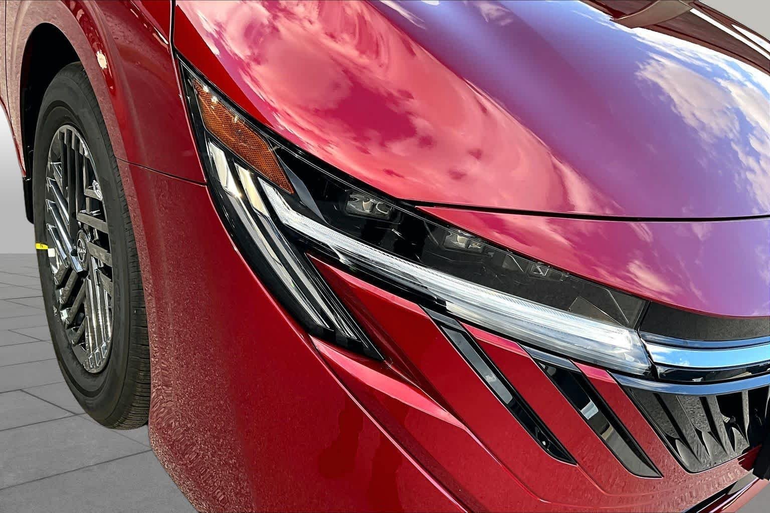 New 2027 Scarlet Ember Tintcoat Nissan SV image 18