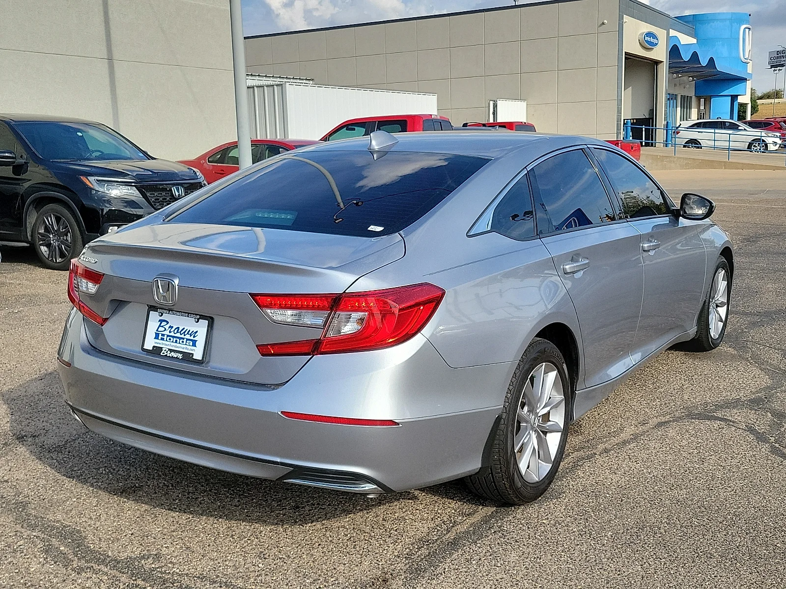 Used 2021 Lunar Silver Metallic Honda LX image 10