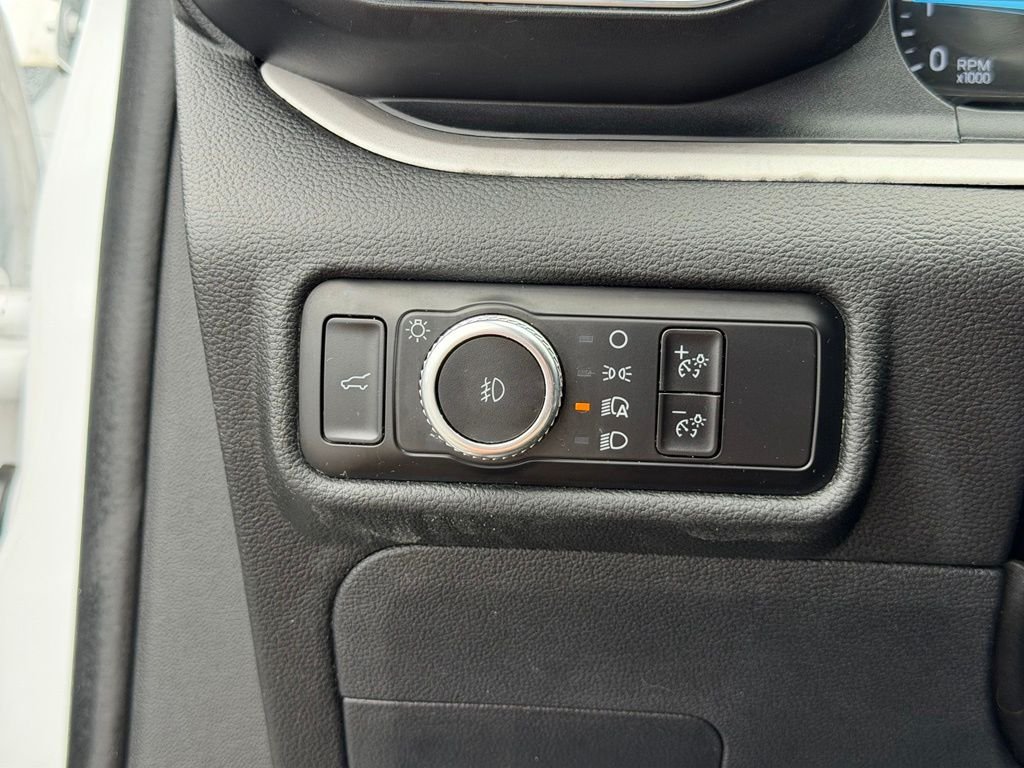 Used 2023 White Ford XLT image 31